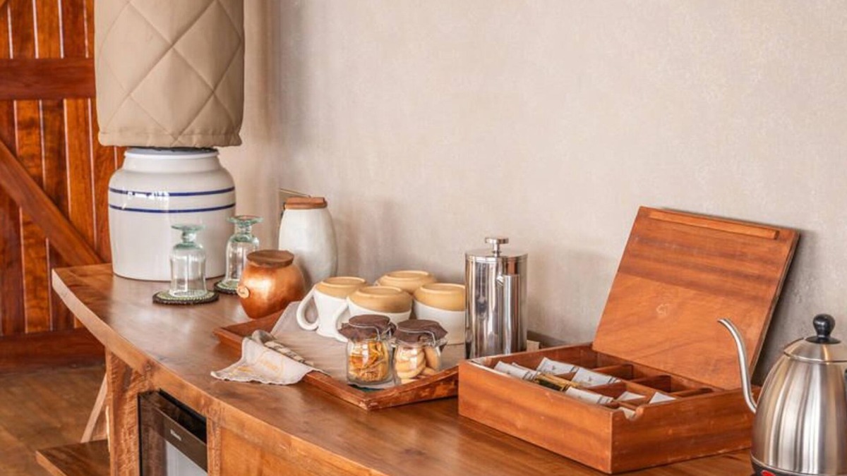 Murka Hotel | Soroi Lions Bluff Lodge