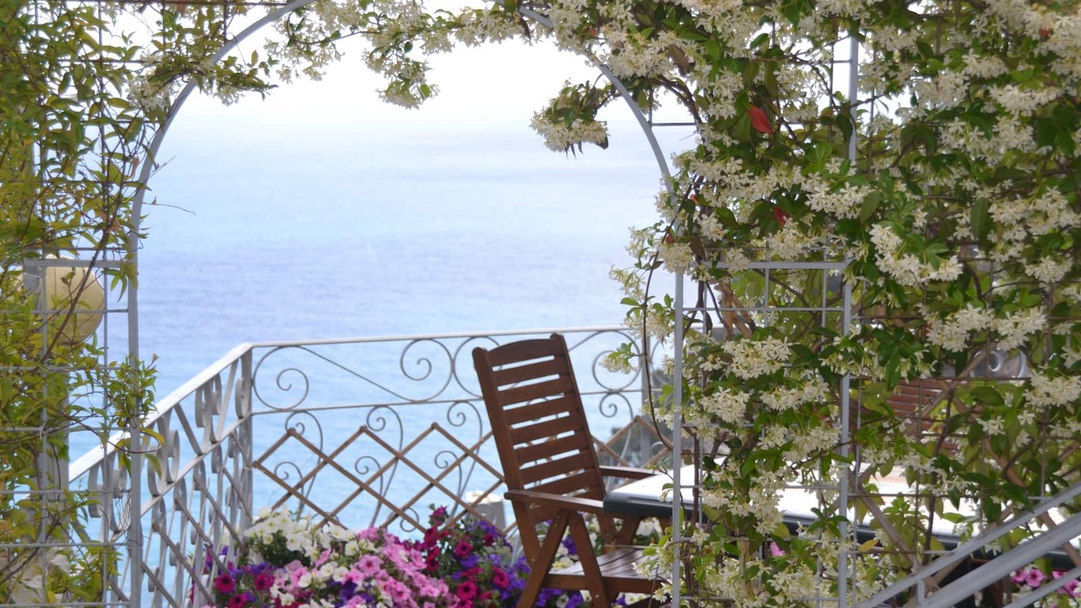 Positano Apartment | Sostella-Positano Center-Guest 7 Adults+1 Kids in 4 Bedrooms, 4 Baths- WiFi & AC