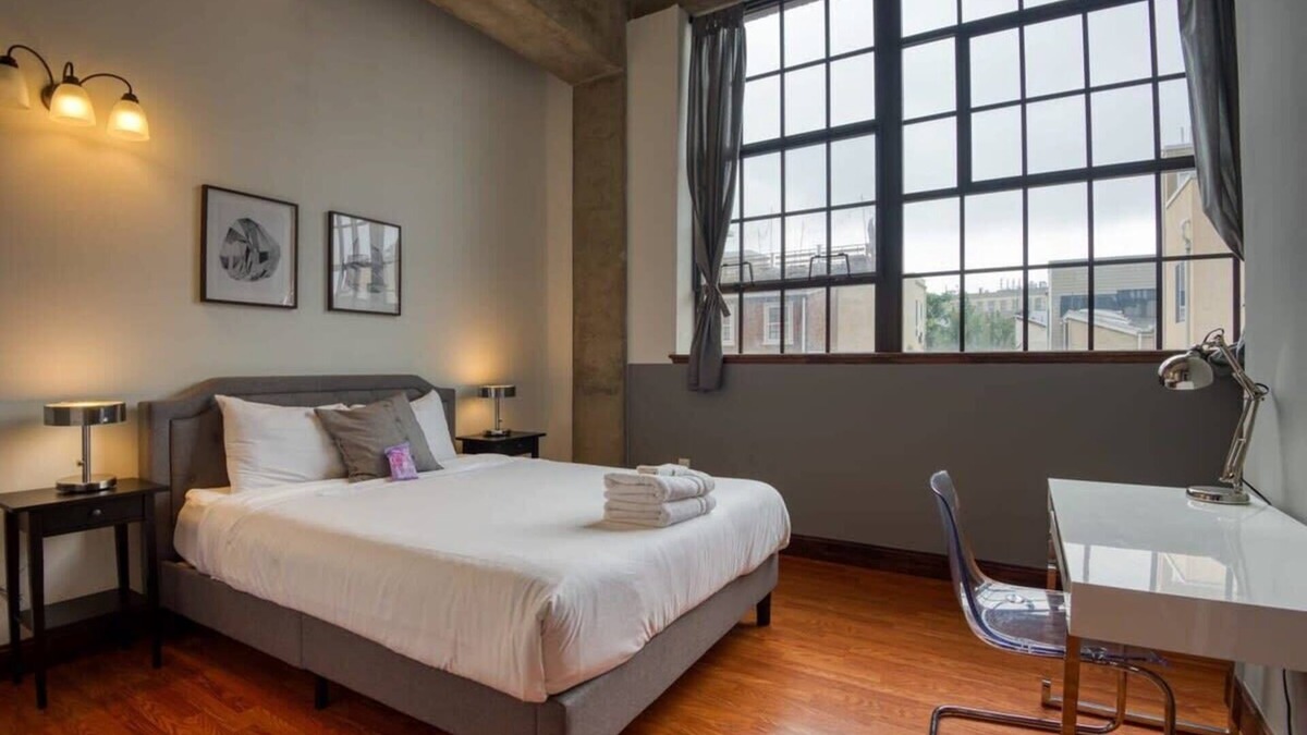 West Poplar Apartment | Sosuite | 2BR Apt w. W/D, Gym, On-Site Restaurant