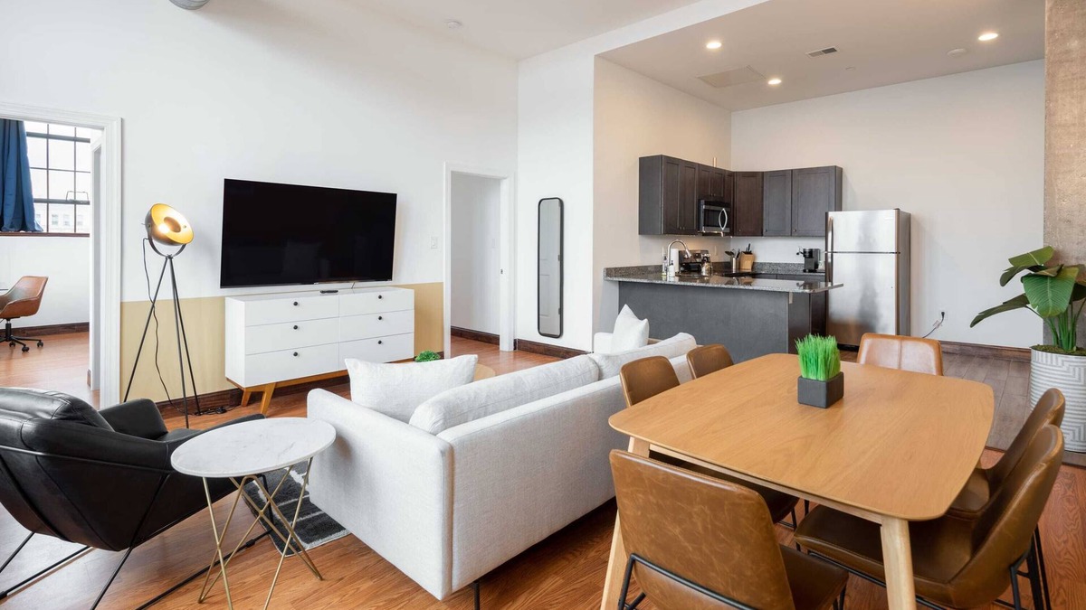 West Poplar Apartment | Sosuite | 2BR Apt w W/D, Gym, On-Site Restaurant