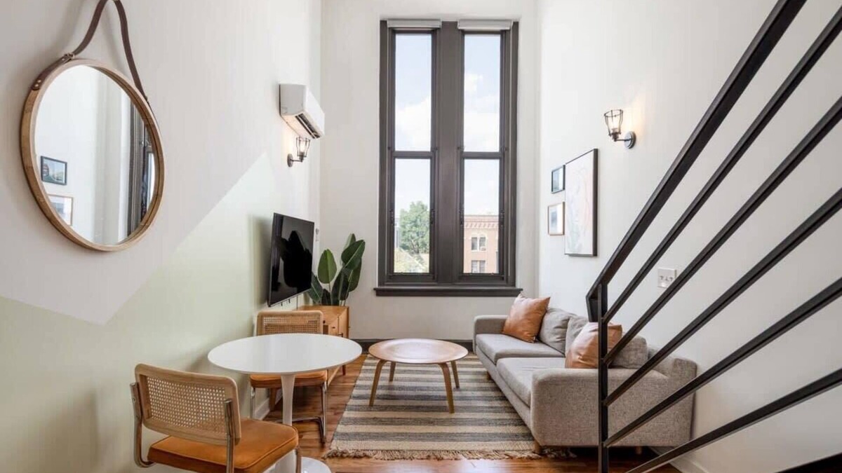 West Philadelphia Apartment | Sosuite | Studio Loft w W/D, Gym, Lounge