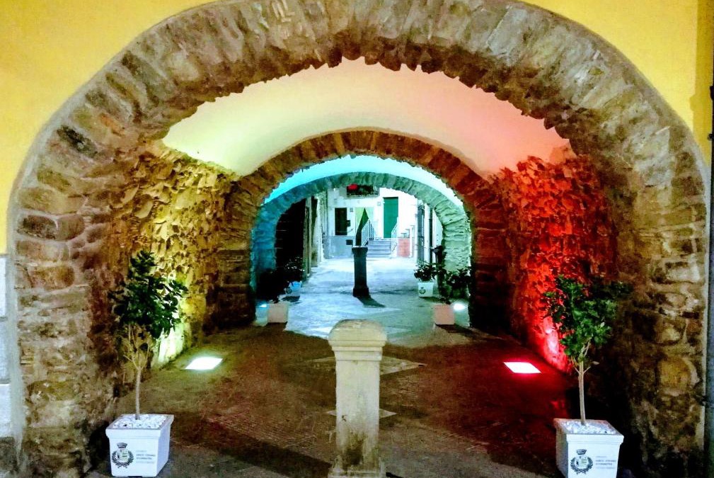 Santo Stefano di Camastra House | Sotto L'Arco