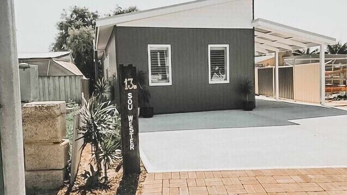 Lancelin House | Sou Wester - is a bright, light and modern holiday home.