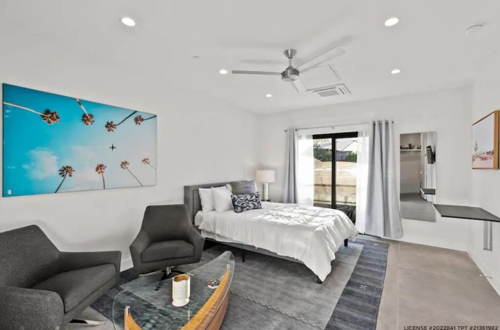 Arts District Apartment | Soulshine Studio in the Heart of Old Town Scottsdale