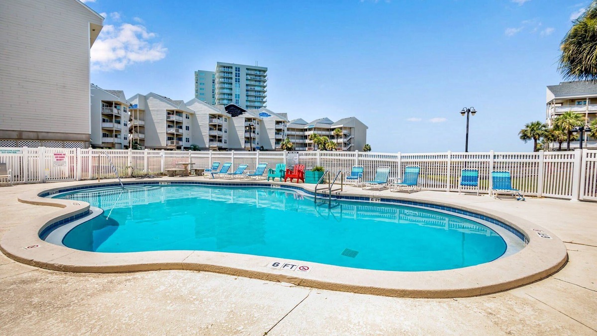 Pensacola Beach Condo | "Soundside Solace" | Fishing Pier, Kayak, Bikes | My Beach Getaways G9