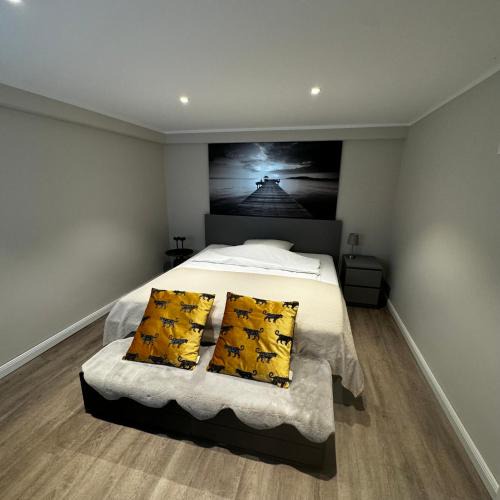 Farmsen - Berne Apartment | Souterrain - Privatwohnung mit Schlafzimmer im Einfamilienhaus