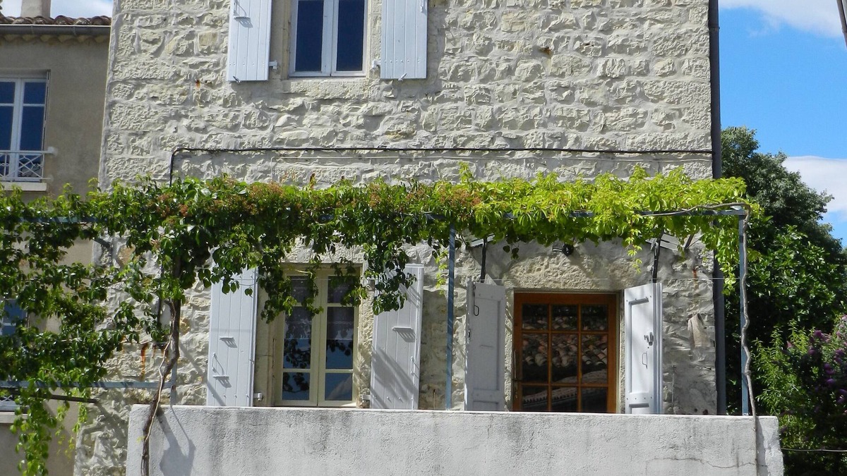 Chandolas House | South Ardèche, in the heart of the village of Chandolas