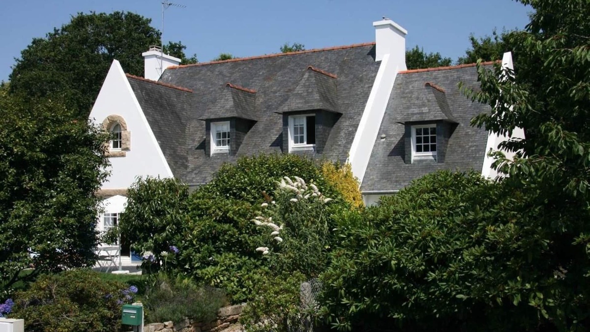 Saint-Marine House | South Brittany Sainte-Marine.800 m away from the beach.9 people,Wi-Fi,whirlpool