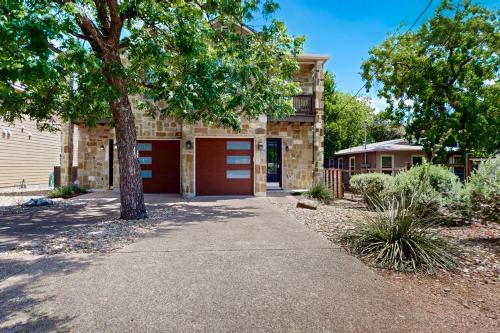 West Congress House | South Congress Getaway