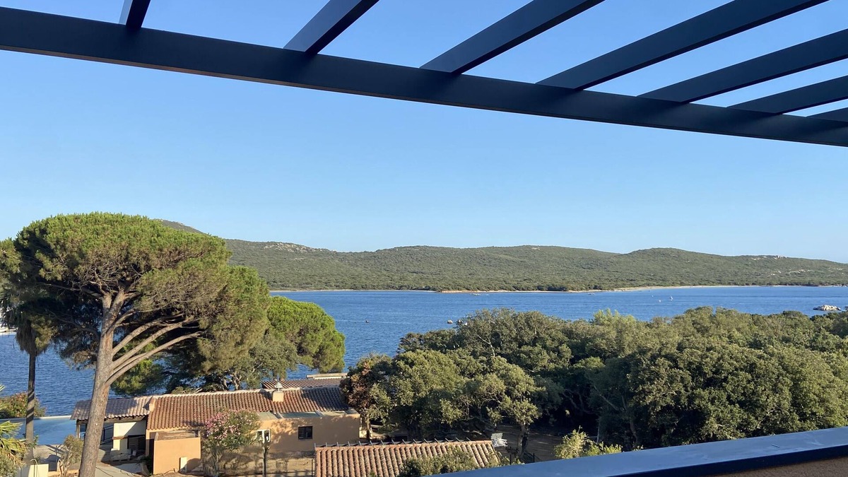 Pianotolli-Caldarello Apartment | South Corsica T3 sea view in beachfront residence with swimming pool and tennis court