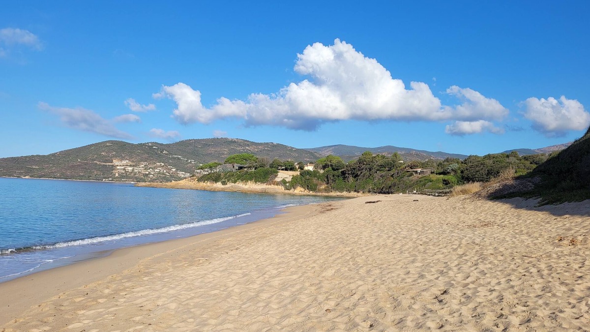 Sagone House | South Corsica villa. 10 people. 4 mins walk from the sea.