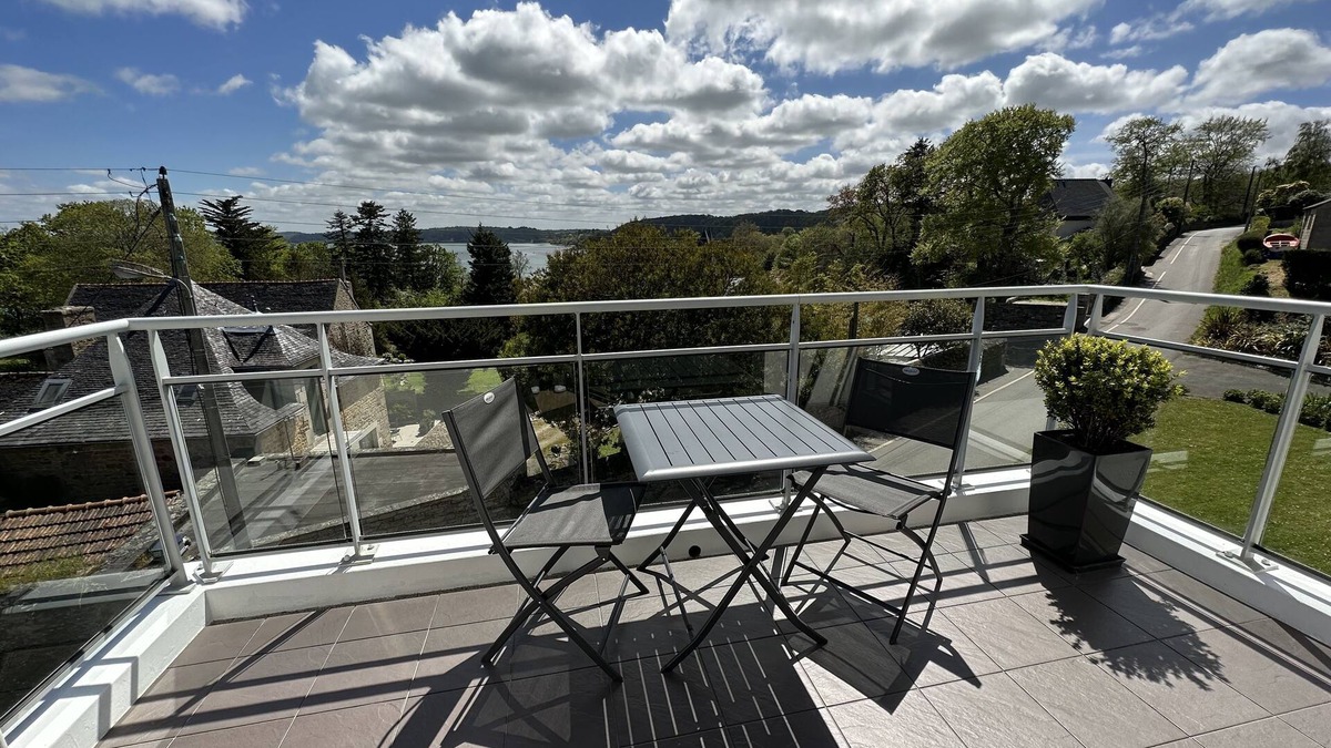 Carantec Apartment | South-facing sea view apartment in Carantec