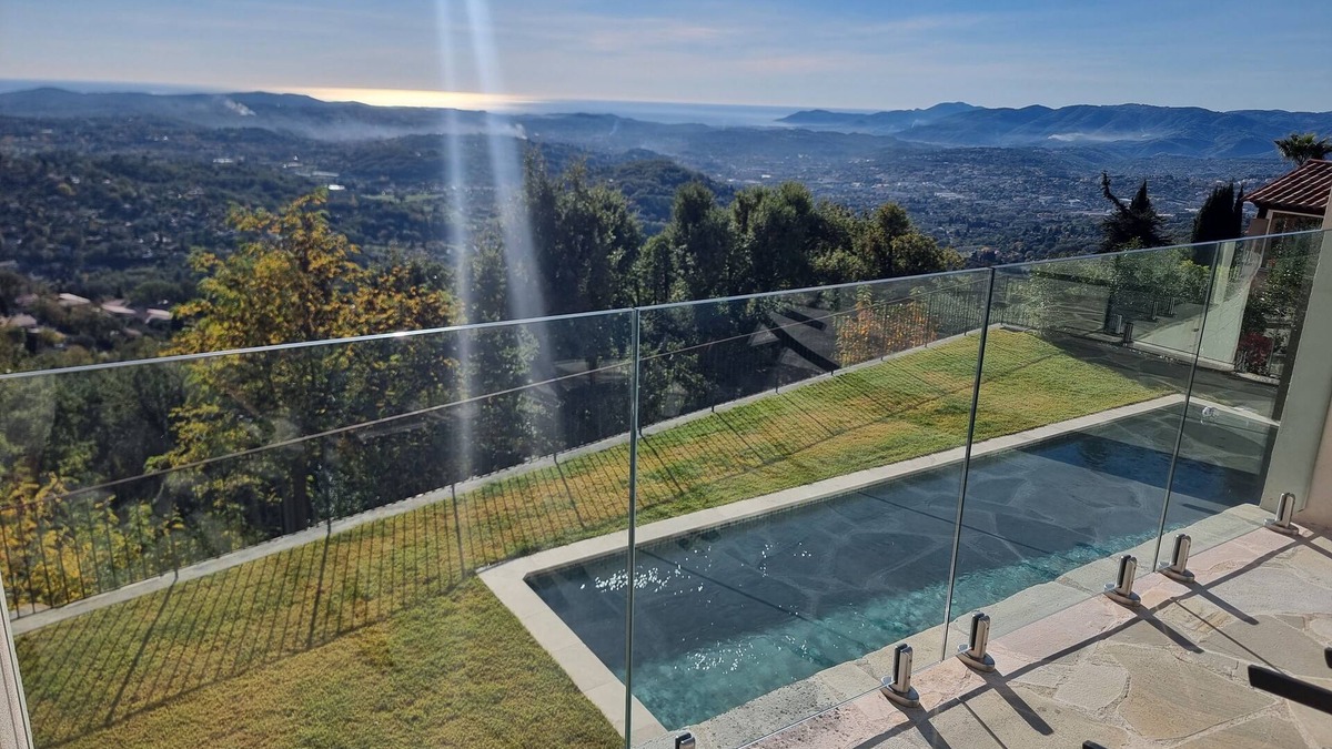 Magagnosc Villa | South facing Villa with Panoramic Sea View, POOL, AC, Quiet