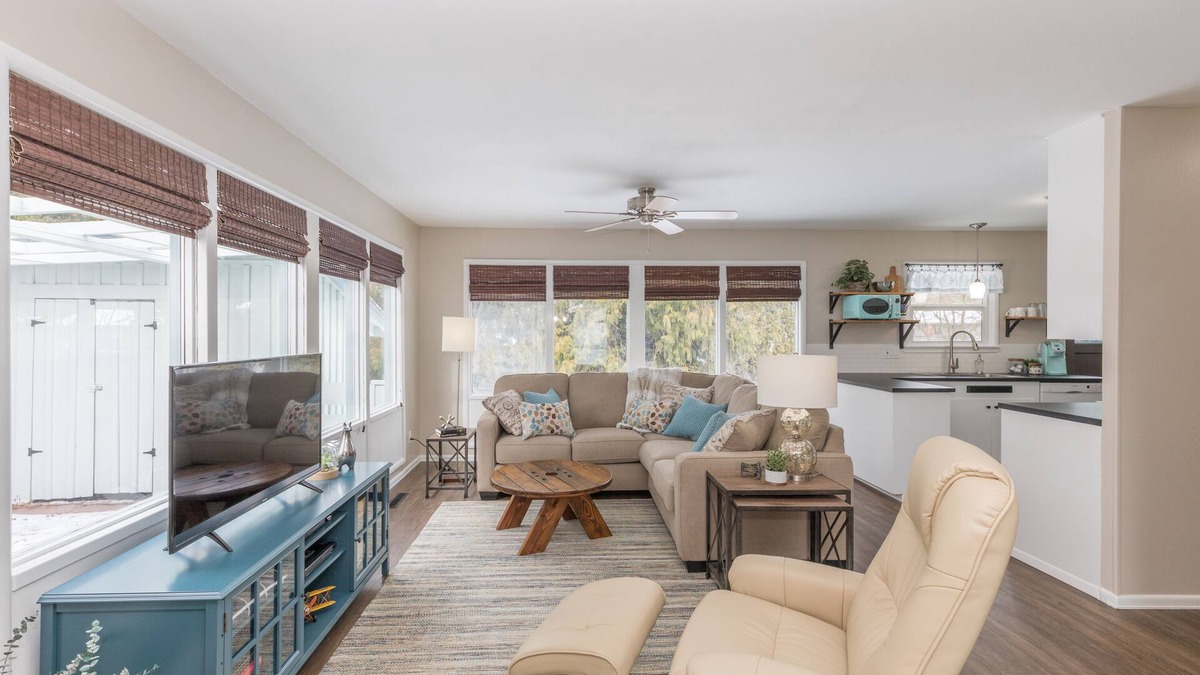 Moran Prairie House | South Hill's Blue Bungalow, A Charming Single Story Home with Lvl 2 EV Chrgr
