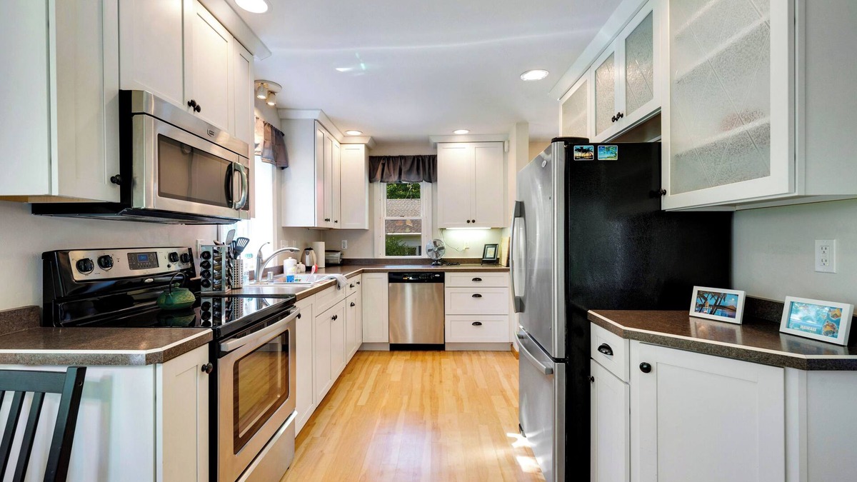 Baileys Harbor House | South Lane Cottage #1, with a living room view of Lake Michigan.