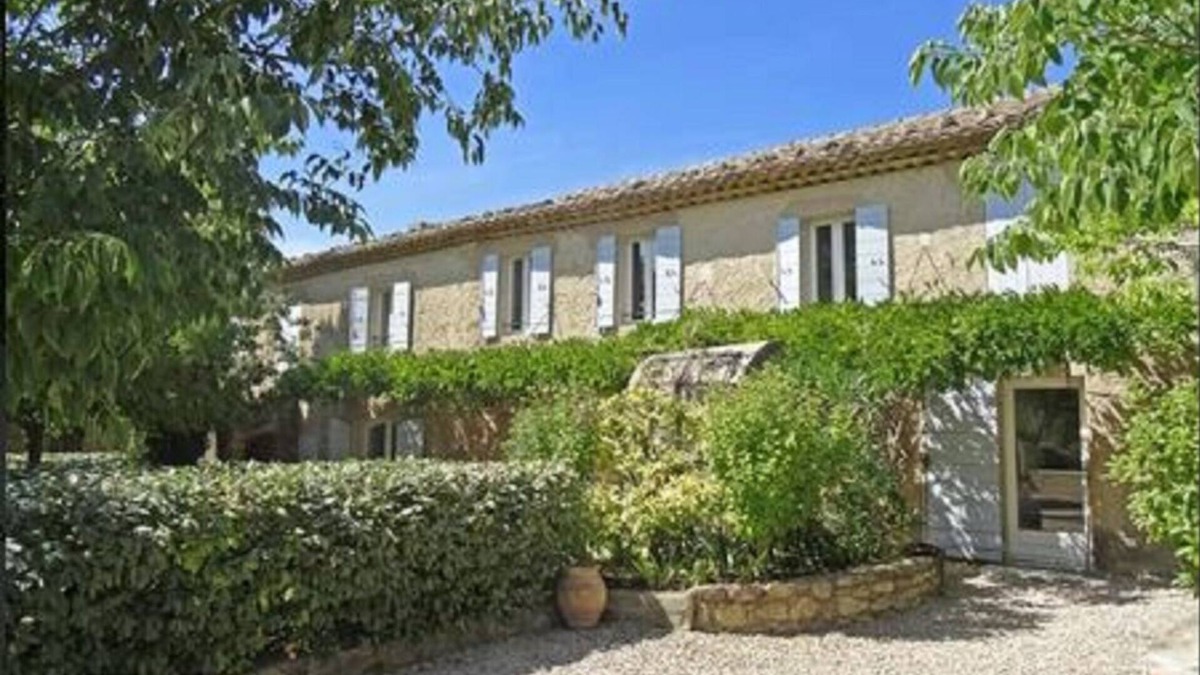 Cucuron House | South Luberon, T1 * at Mas du Perussier, 2 persons. Ideal for lovers.