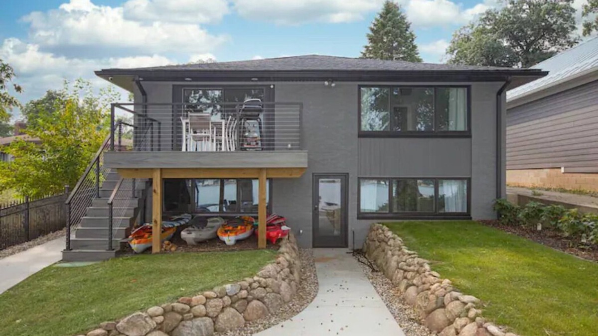 Edwardsburg House | South Shore Sunrise: 100% Renovated Lake Home, Pontoon INCLUDED, near Notre Dame