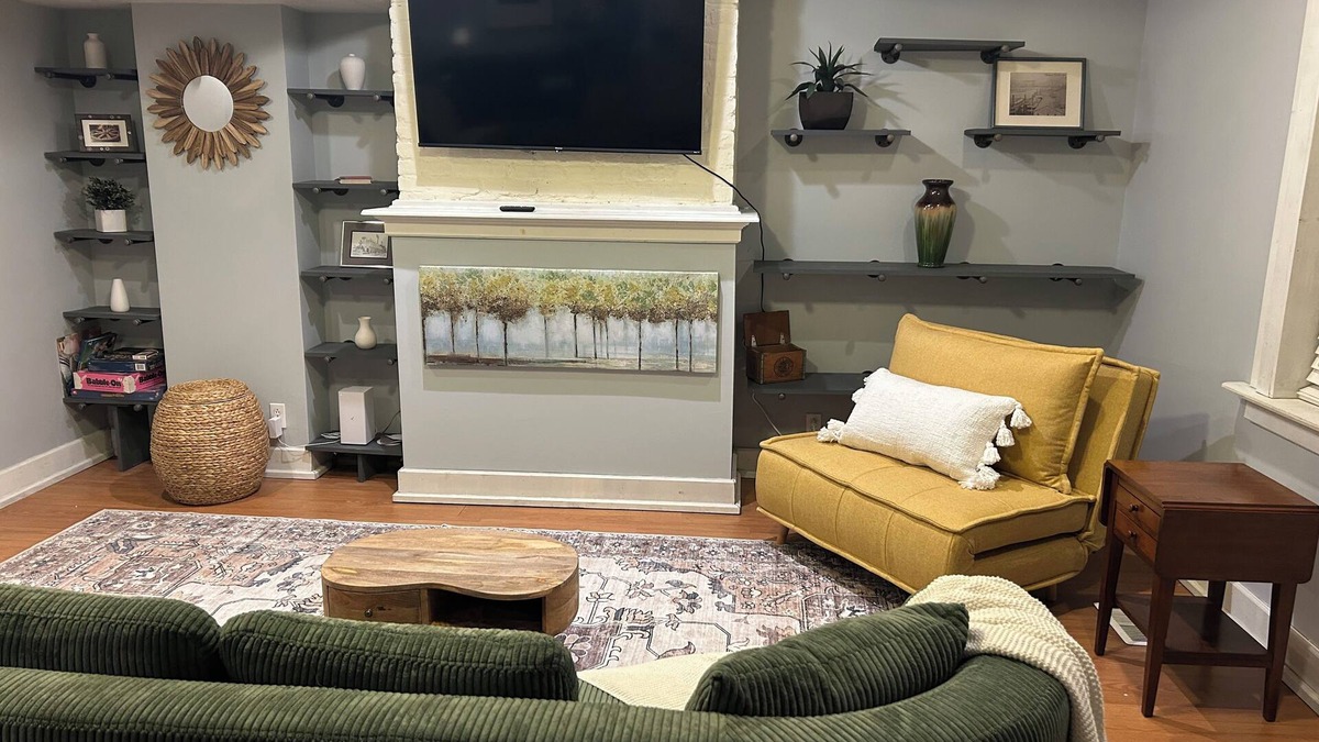 South Side Flats House | South Side Vibe! Pittsburgh's best location