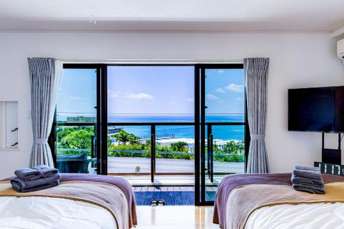 Okinawa Villa | South Villa 百名