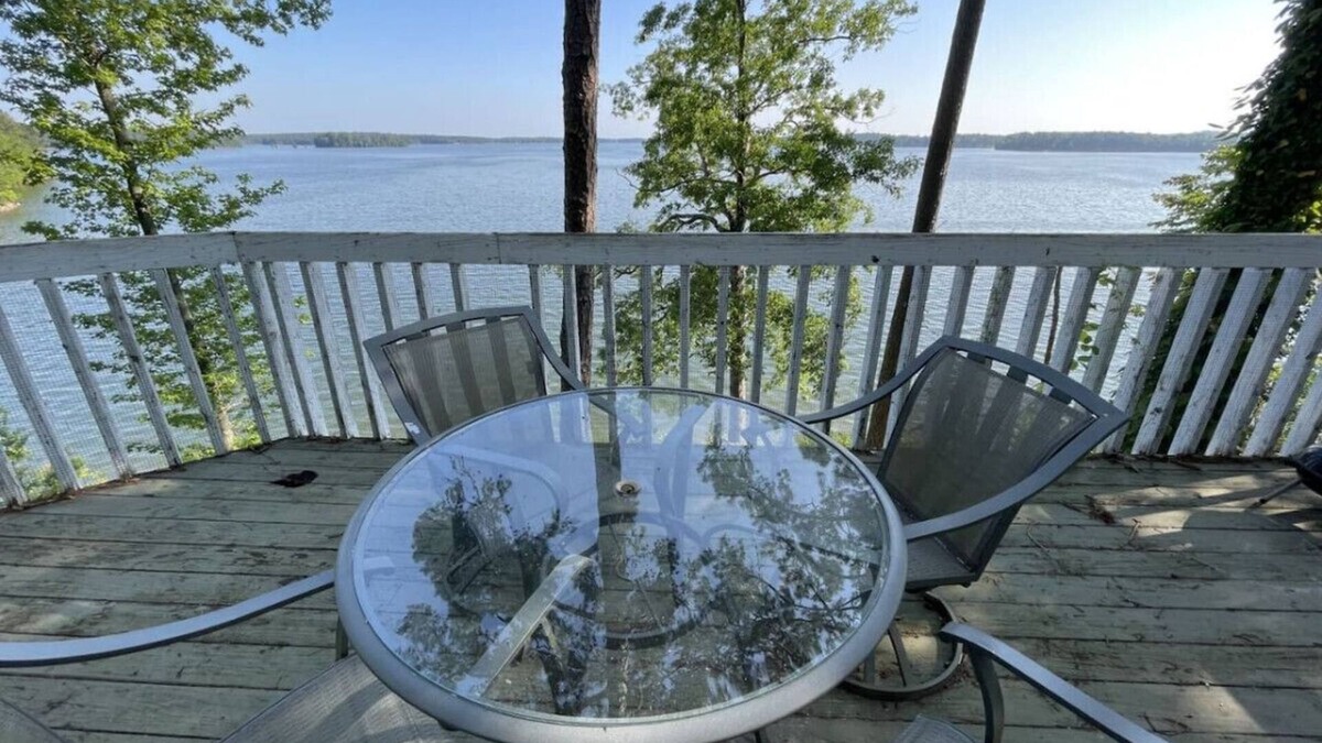 Chambers County Cabin | Southern Lakeside Cabin #15