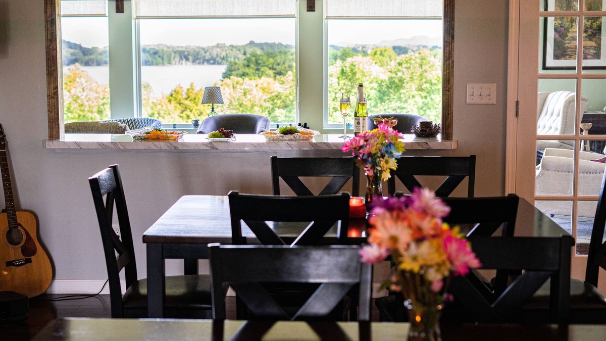 Stanford Bed & Breakfast | Southern Viking B&B