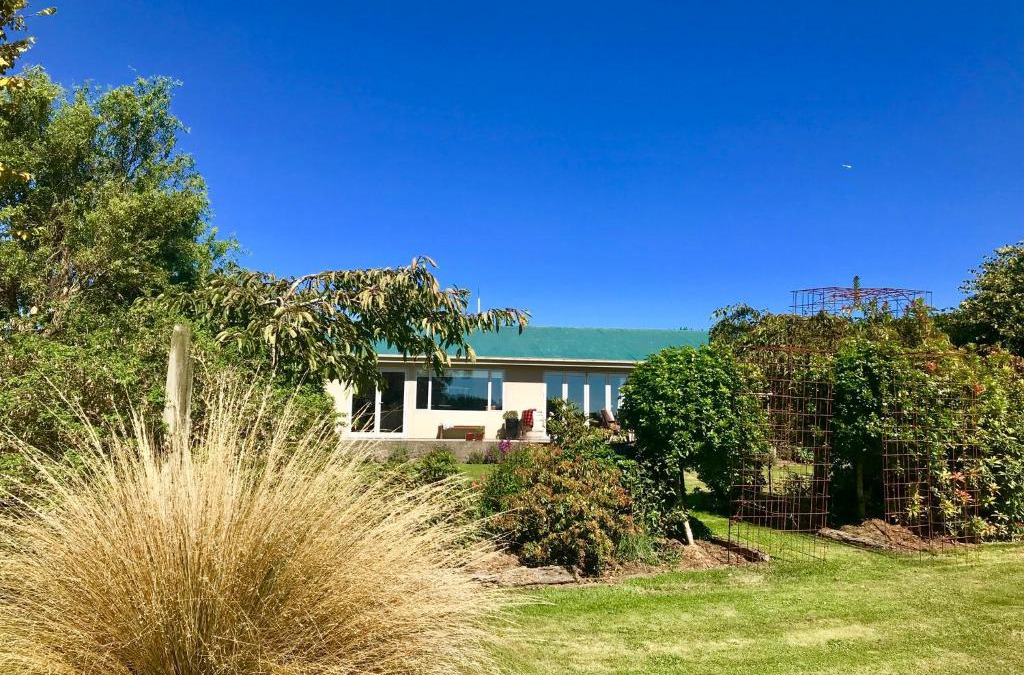 Waikana Bed & Breakfast | Southland Organic Farmstay