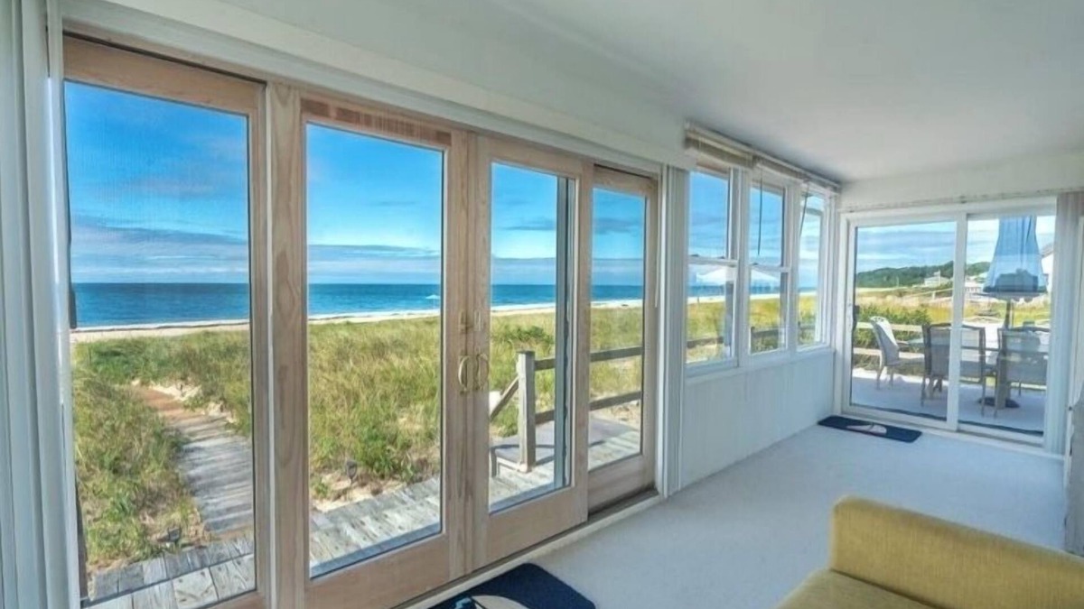 Southold House | Southold Soundfront Private Beach