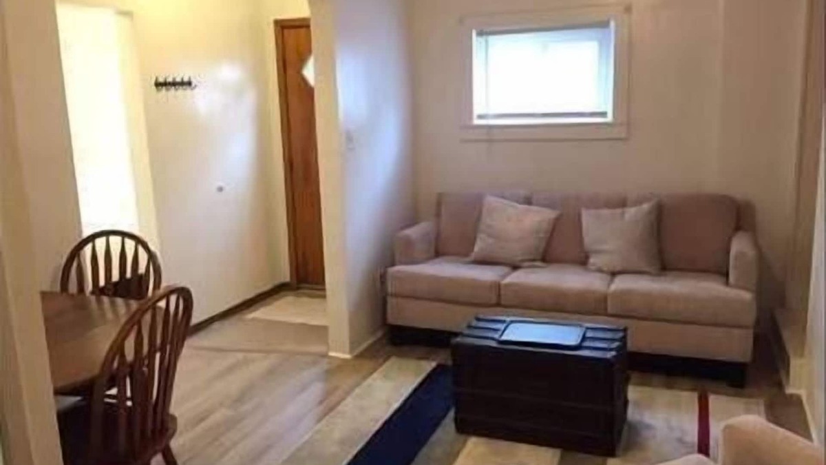 South Side Flats Apartment | Southside Flats Cozy Quiet Luxury