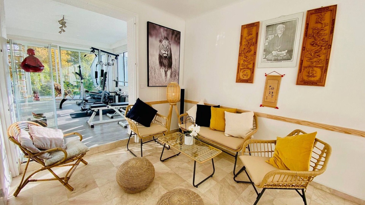 Saint-Philbert-de-Grand-Lieu Cottage | Spacious House with Fitness Area & Garden Near Nantes and Lake Grand Lieu
