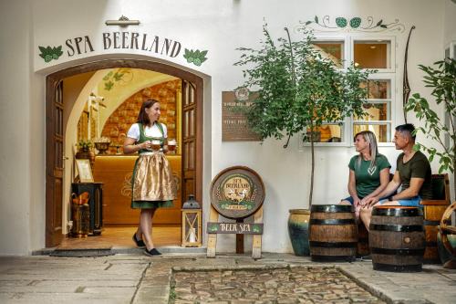 Plzen Bed & Breakfast | Spa Beerland - At The Golden Lamb