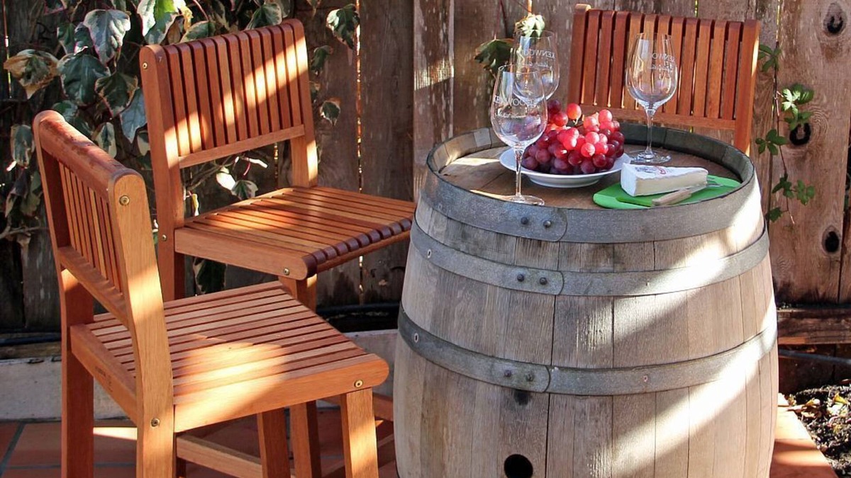 Kenwood House | Spa, Bocce, Bbq Kitchen, Walk or Bike to Wineries, Bikes Included