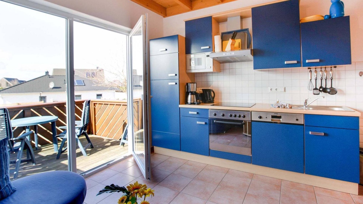 Beckerwitz Apartment | Spacious apartment in Beckerwitz with balcony