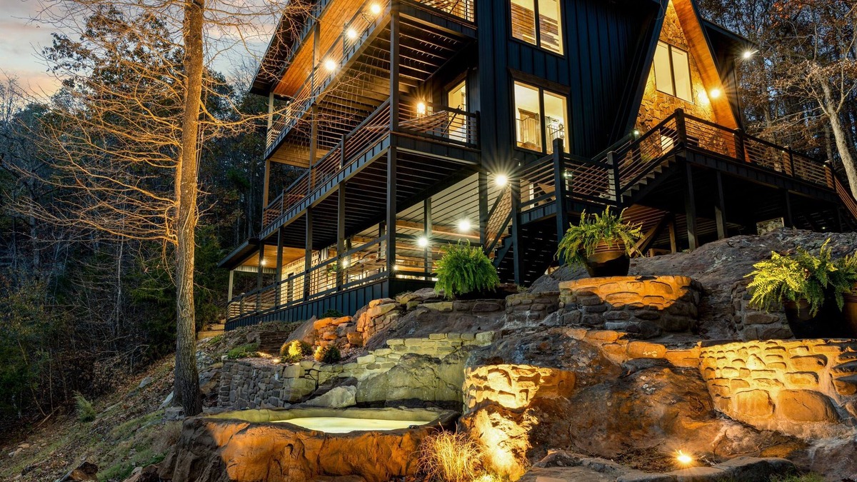 Marshall House | Spa H/T Sauna Float Tank Buffalo River