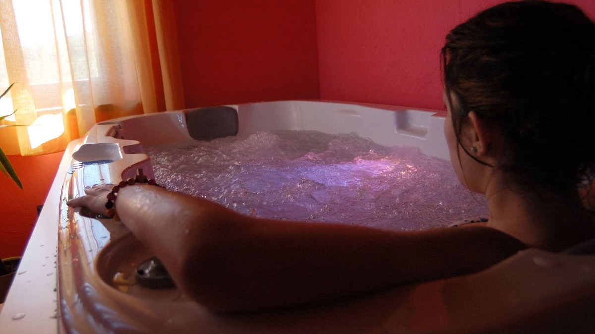 San Bartolome de Tormes Cottage | Spa in the house and an unbeatable view of Gredos.