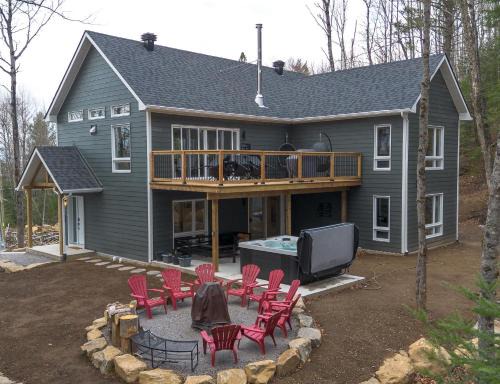 Saint Come Ski Chalet | Spa & Pool table - Chalet D-tente