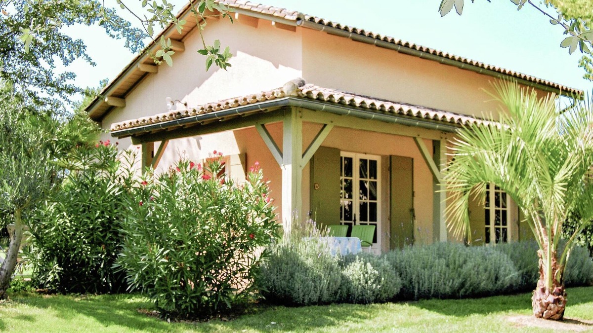 Saint-Pierre-sur-Dropt House | Spa Retreat in Gironde