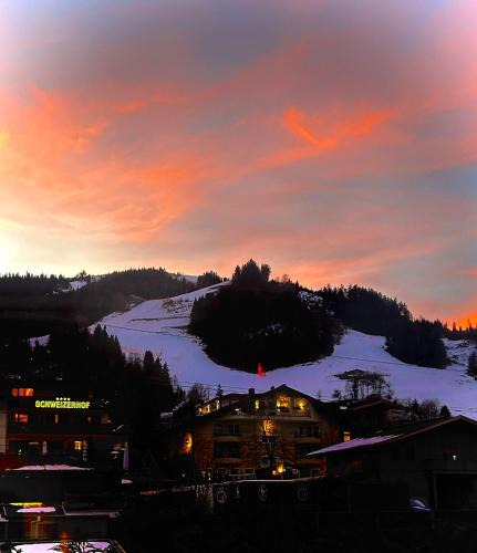 Kitzbuehel Apartment | Spa, Sport & City Luxury Ski-in Ski-Out Apartment