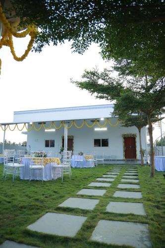 Bhimavaram Villa | Space In Guest House