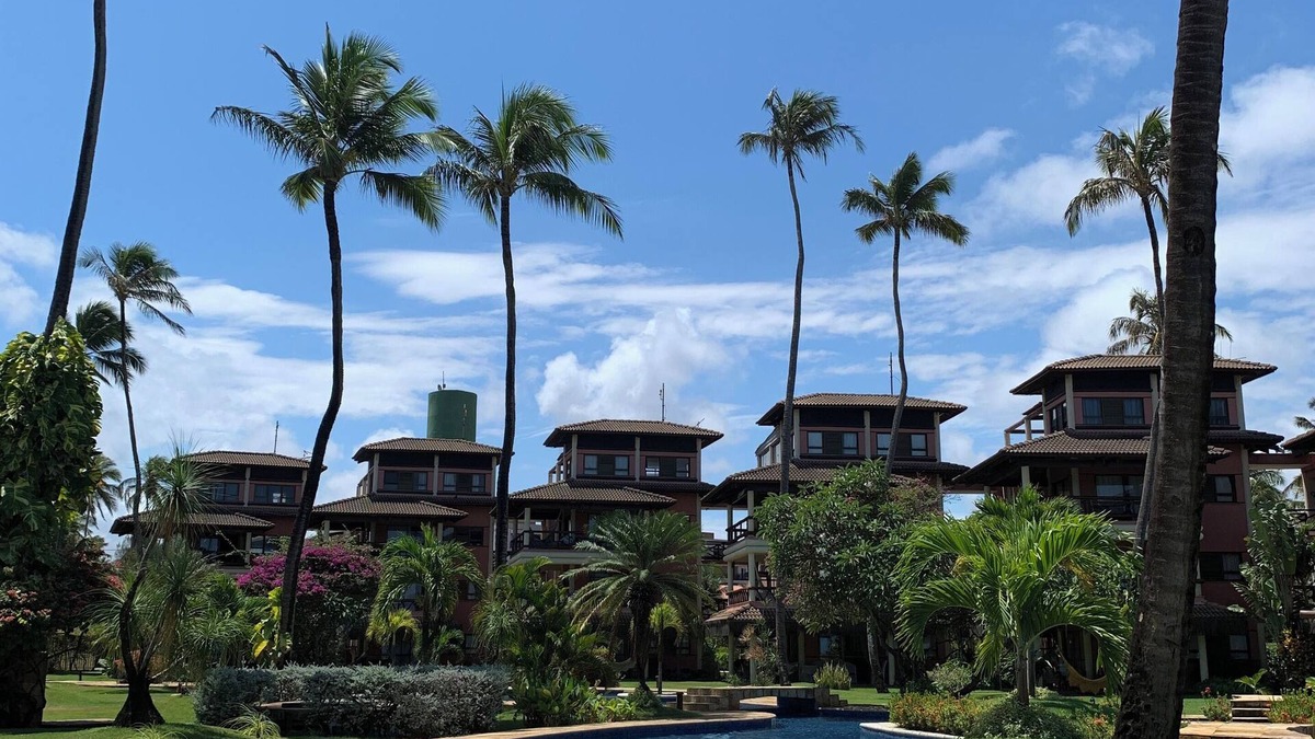 Cumbuco Apartment | Spacious 4-bedroom apartment with WiFi, AC in marvelous Cumbuco Caucaia
