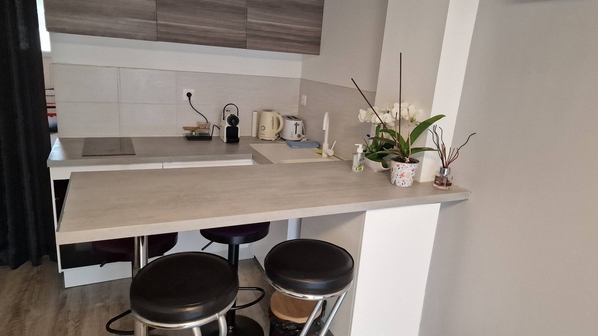Saint-Georges-de-Reneins Apartment | Spacieux Studio en Beaujolais