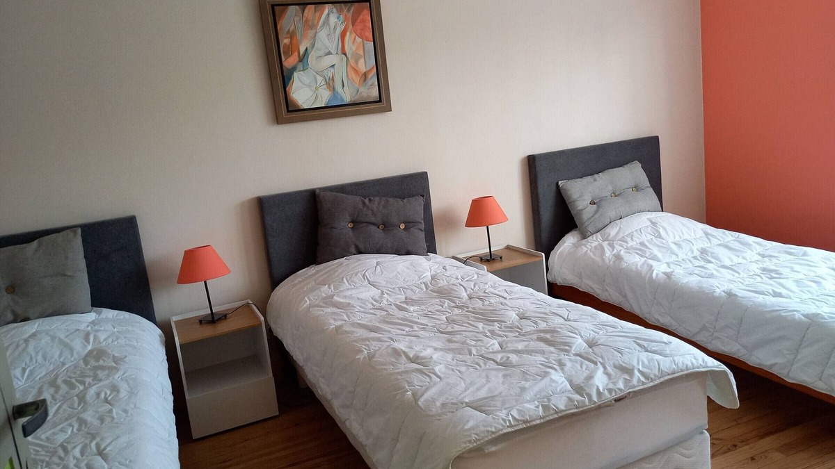 Le Mans Cottage | Spacieuse maison confortable avec jardin, à 20 min du centre-ville et proche du circuit des 24H du Mans