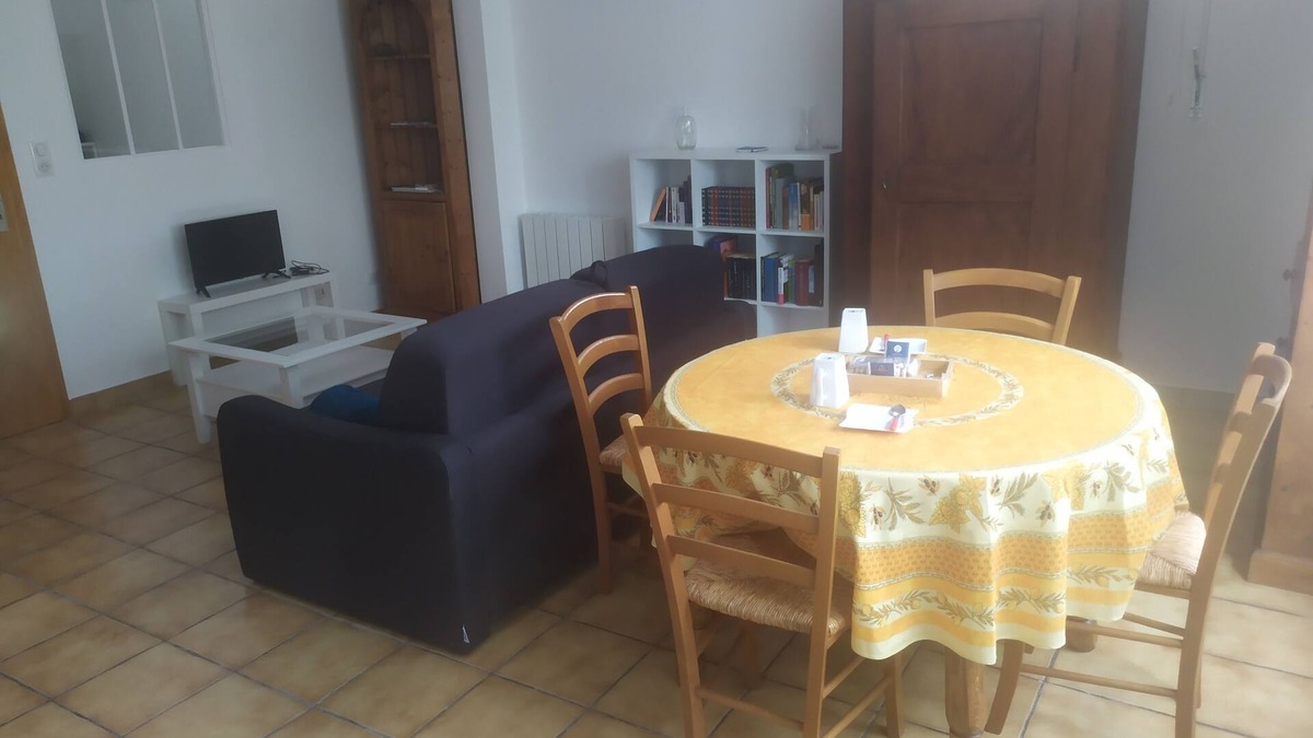Guebwiller Apartment | Spacieux F2 Entier, Neuf, Tres Lumineux ET Decore Avec Gout