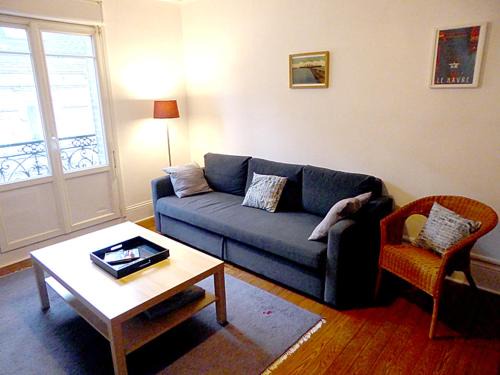 Anatole France Danton Apartment | Spacieux T2 proche gare