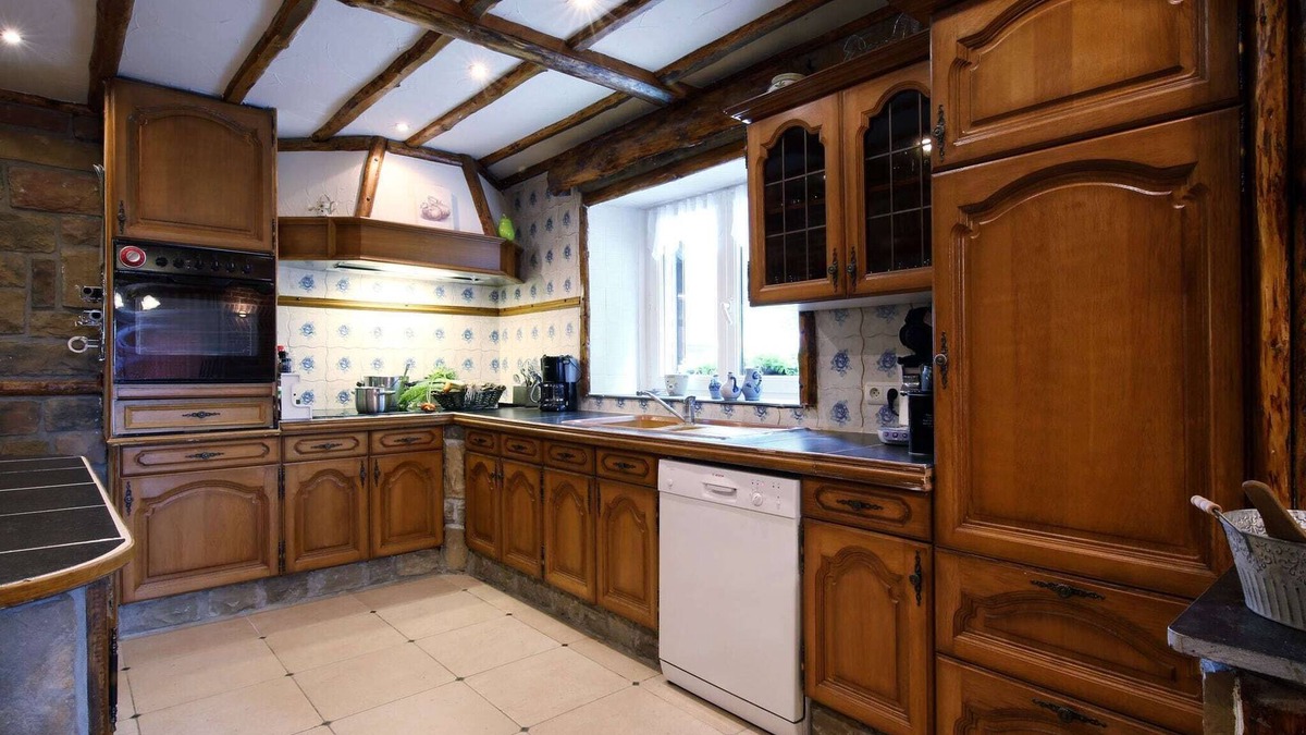 Mettet House | Spacious holkiday home in Mettet with large garden