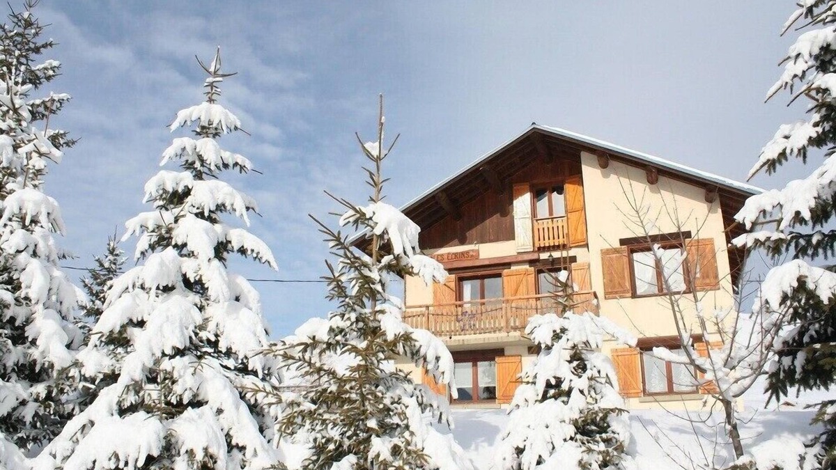 La Toussuire Apartment | Spacious ground floor apartment of an individual chalet 'Les Ecrins', La Toussuire