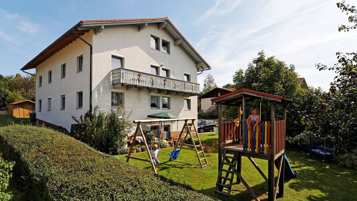 St. Oswald Apartment | Spacious vacation apartment in the Bavarian Forest National Park (FeWo 3)