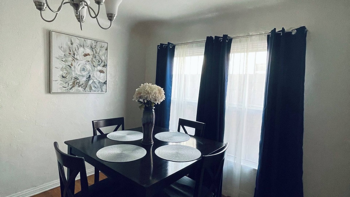 View Park-Windsor Hills Apartment | Spacious Home in the Heart of Los Angeles