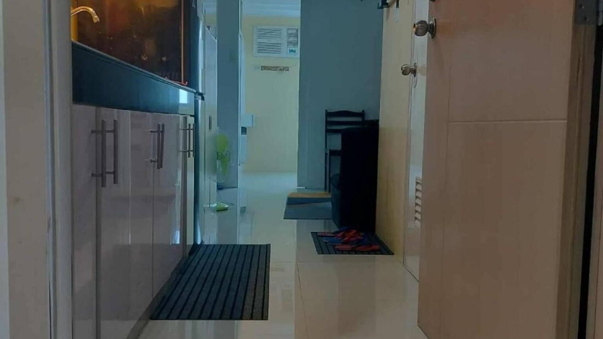 South Triangle Condo | Spacious 1-Bedroom Condo in Quezon City with Private Pool