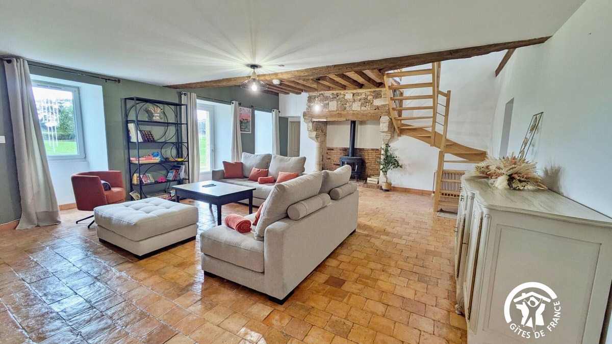 Bannes Cottage | Spacious 12 pers. cottage with games and modern comfort