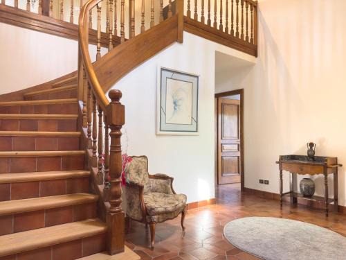 Gingsheim House | Spacious 150 sqm Home in a Natural Setting with Easy Access & Private Courtyard Parking - Balcony, Fire Pit, Ping-Pong, and Relaxing Outdoor Amenities